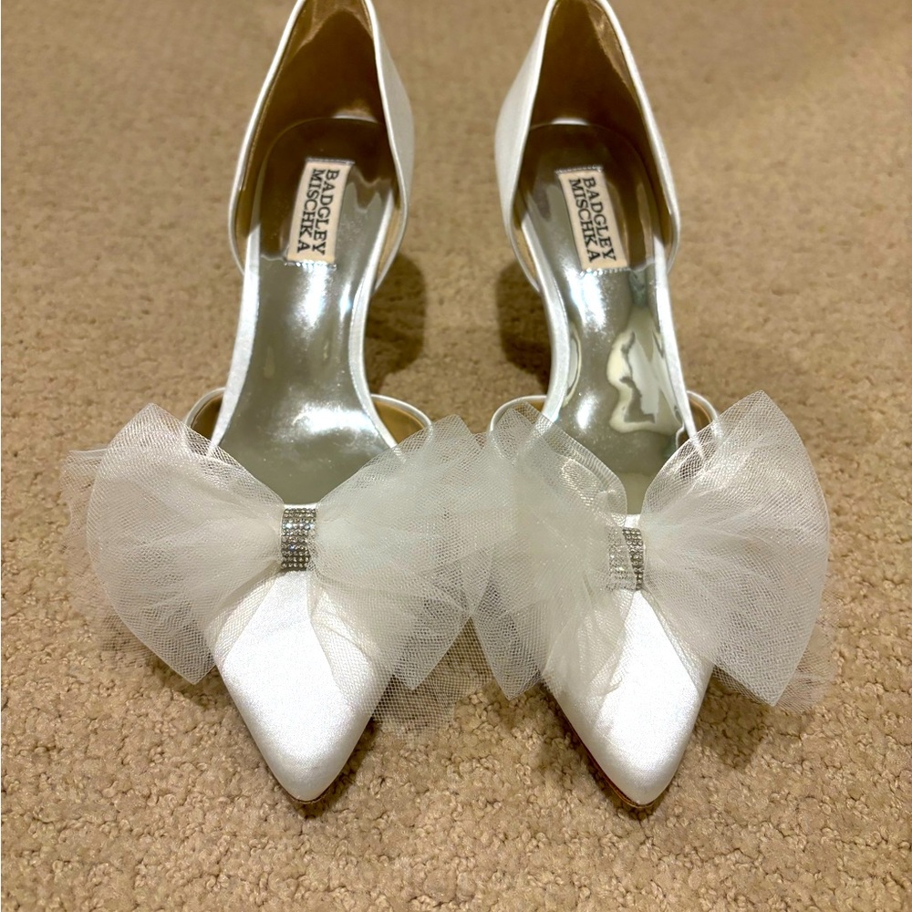 Badgley Mishka white heels